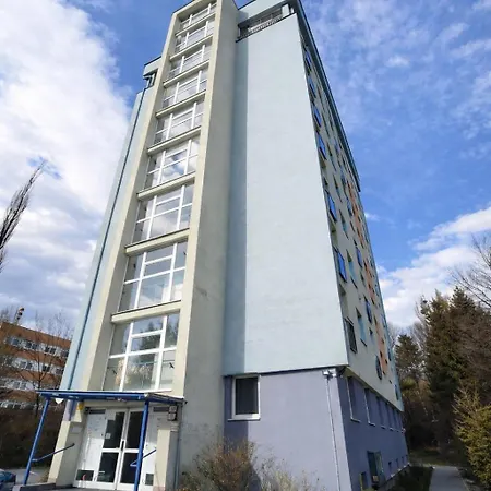 Pokojny A Slnecny Blizko Centra 24h Self Check-in Banska Bystrica